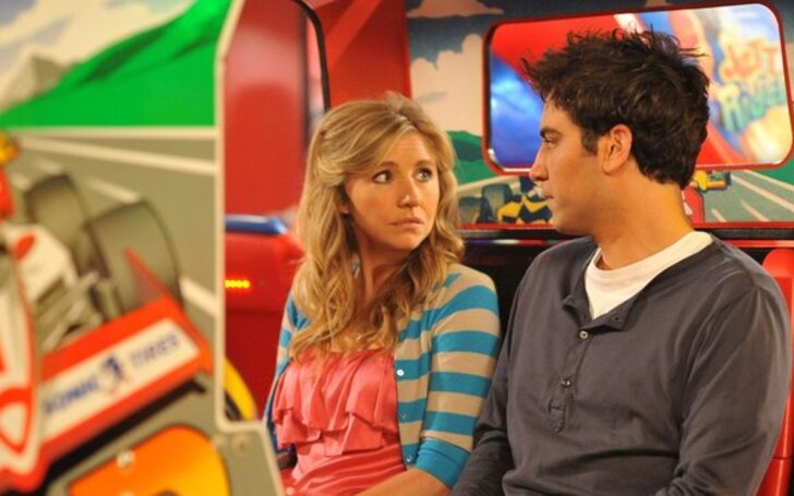 'How I Met Your Mother' Stella Actress Still Faces Angry Fans in the Street for Leaving Ted